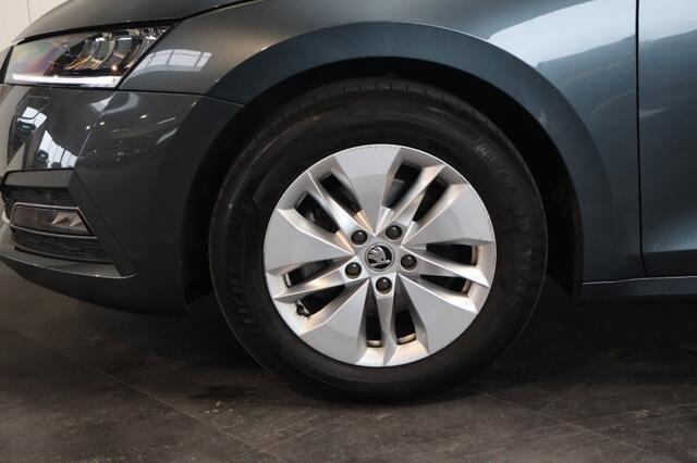 Skoda OCTAVIA Combi 1.5 TSI First Edition 150PK | Trekhaak | Stoelverwarming | Carpl