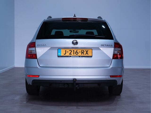 Skoda OCTAVIA Combi 1.0 TSI 115pk Business Edition Navigatie Trekhaak Stoelverwarming Android/Carplay PS