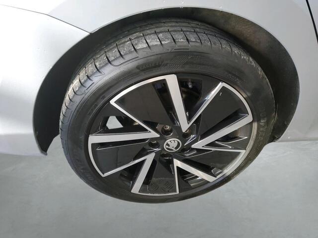 Skoda OCTAVIA Combi 1.4 TSI iV 204pk PHEV Business Edition / Panoramadak / Adaptive Cruise / Navigatie / Wordt Verwacht