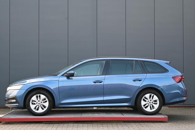 Skoda OCTAVIA Combi 1.0 TSI Business Edition trekhaak panoramadak camera