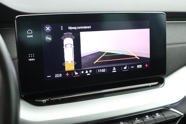 Skoda OCTAVIA Combi 1.4 TSI iV 204pk PHEV Business Edition Plus Trekhaak Camera Stoelverwarming Keyless Navigatie Led