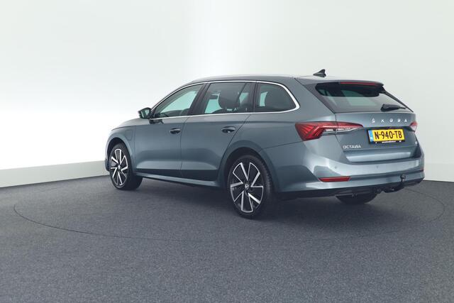 Skoda OCTAVIA Combi 1.4 TSI iV 204pk PHEV Business Edition Plus Trekhaak Camera Stoelverwarming Keyless Navigatie Led