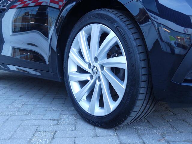 Skoda OCTAVIA Combi 1.4 TSI iV PHEV *t/m 10de bouwjaar garantie!