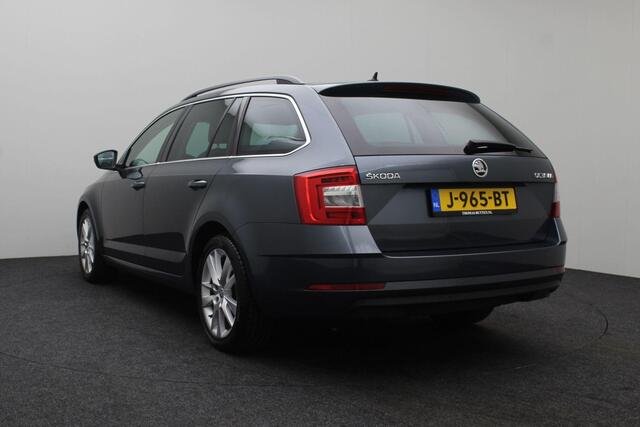 Skoda OCTAVIA Combi 1.0 TSI Greentech Business Edition 2020 | Airco | Navigatie | Cruise Control | Stoelverwarming | Parkeersensoren | Stuurwiel Multifunctioneel | Onderhoudshistorie | Boekjes | Nationale Autopas