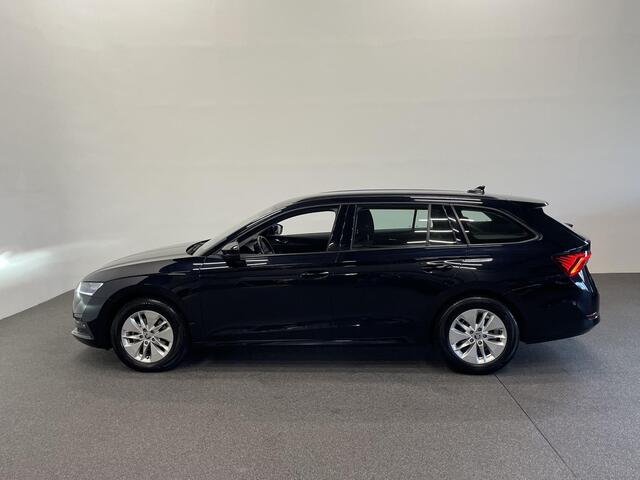 Skoda OCTAVIA Combi 1.0 e-TSI Business Edition Airco ECC Navi Carplay PDC VA DAB+ Full LED Cruise Control