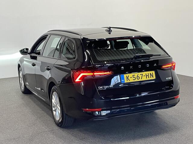 Skoda OCTAVIA Combi 1.0 e-TSI Business Edition Airco ECC Navi Carplay PDC VA DAB+ Full LED Cruise Control
