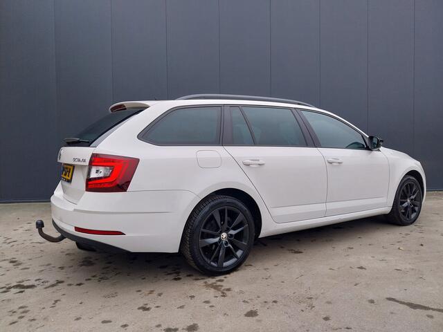 Skoda OCTAVIA Combi 1.0 TSI Sport LEER LED NAVI CRUISE ECC TREKHAAK