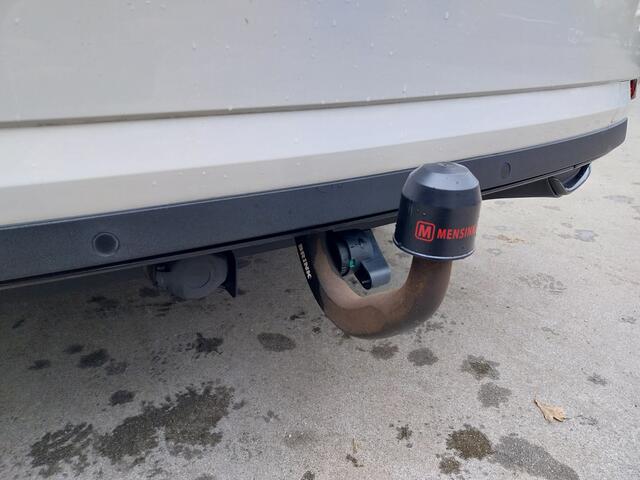 Skoda OCTAVIA Combi 1.0 TSI Sport LEER LED NAVI CRUISE ECC TREKHAAK