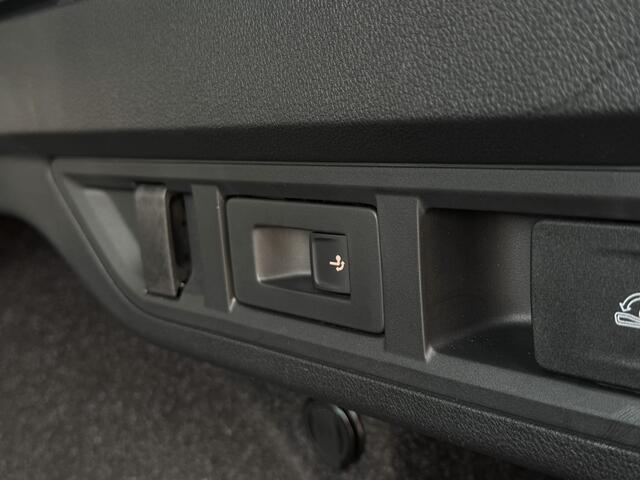 Skoda OCTAVIA Combi 1.4 TSI RS iV PHEV Business | Achteruitrijcamera | Airbag(s) side achter | Apple Carplay/Android Auto