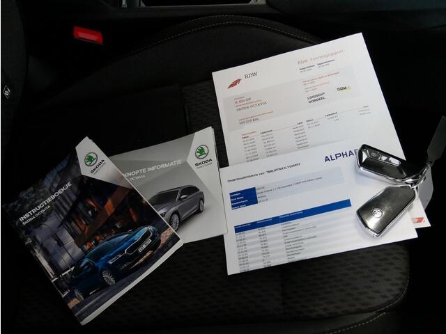Skoda OCTAVIA Combi 1.5 TSI First Edition Navi/ECC/PDC/SV/Carplay (all-incl. prijs)