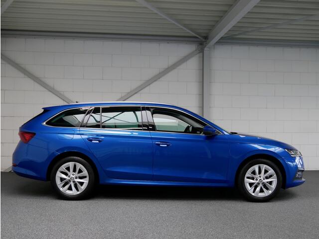 Skoda OCTAVIA Combi 1.5 TSI First Edition Navi/ECC/PDC/SV/Carplay (all-incl. prijs)