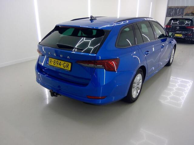 Skoda OCTAVIA COMBI 1.0 TSI SPORT BUSINESS I TREKHAAK I APPLE CARPLAY I CLIMATE CONTROL I P-SENSOREN