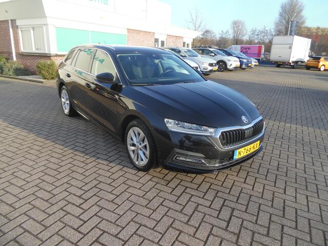 Skoda OCTAVIA Combi 1.0 e-TSI Business Edition