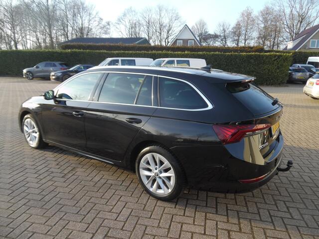 Skoda OCTAVIA Combi 1.0 e-TSI Business Edition