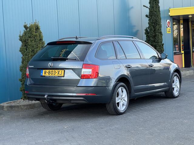 Skoda OCTAVIA Combi 1.5 TSI 150PK Greentech Ambition Business CARPLAY | TREKH | STOELVERW | NAV | PDC | LMV