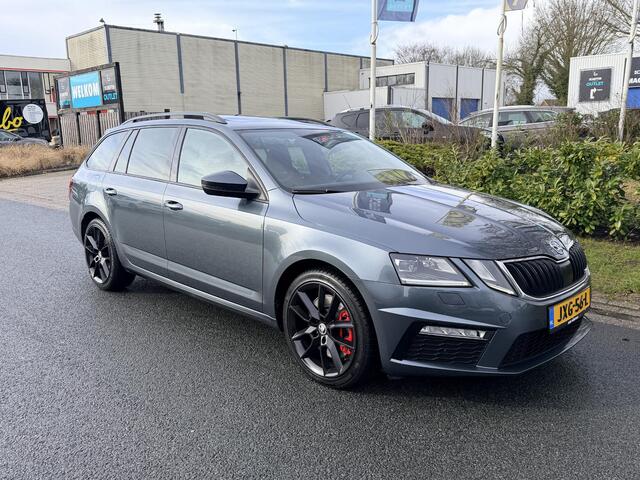 Skoda OCTAVIA Combi 2.0 TSI RS230 DSGoPanooACC