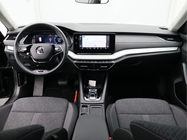 Skoda OCTAVIA Combi 1.5 e-TSI Business Edition Plus/ trekhaak/ zeer mooi!