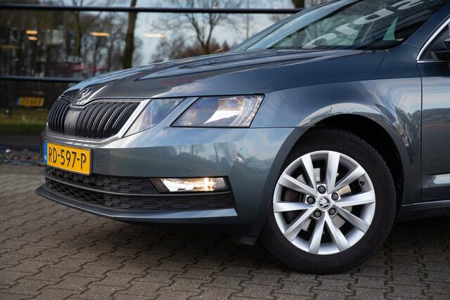 Skoda OCTAVIA Combi 1.0 TSI Greentech Ambition Business , Trekhaak, Achteruitrijcamera,