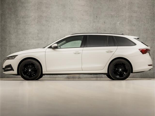 Skoda OCTAVIA Combi 1.0 e-TSI Sportline Automaat (VIRTUAL COCKPIT, APPLE CARPLAY, GROOT NAVI, GETINT GLAS, SPORTSTOELEN, PARKEERSENSOREN, KEYLESS, CRUISE, NIEUWSTAAT)