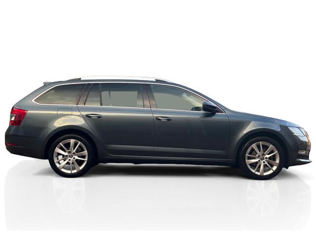 Skoda OCTAVIA Combi TSI DSG Business ? LED ? Carplay ? Stoelverwarming