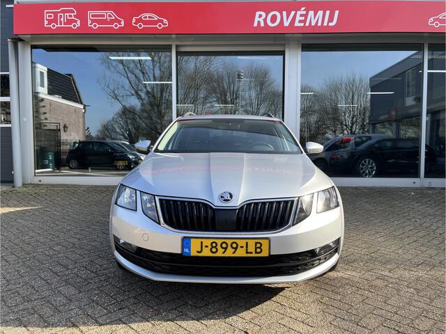 Skoda OCTAVIA Combi 1.0 TSI Greentech Business Edition Carplay, Cruise, Parkeersensoren, LM velgen.