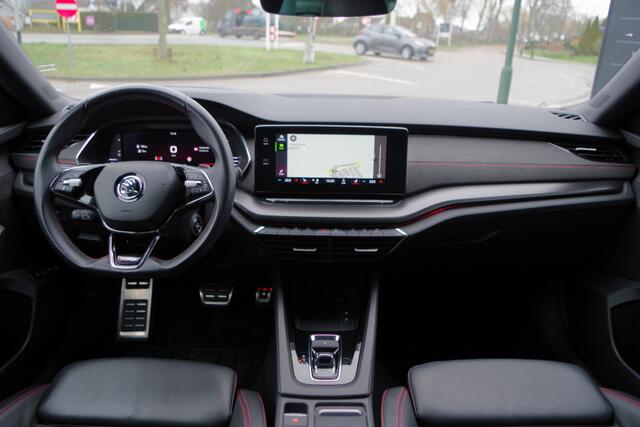 Skoda OCTAVIA Combi 1.4 TSI 245 PK RS iV PHEV BNS, Adap. Cruise Control, Head-Up, 4X Stoelverwarming, Memory, Camera