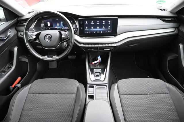 Skoda OCTAVIA Combi 1.0 e-TSI Business Edition