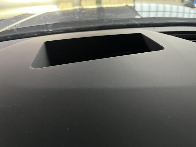 Skoda OCTAVIA Combi 1.4 TSI iV PHEV Style / AUTOMAAT/ PANO/ TREKHAAK/ STUUR+STOELVERWARM.V+A/ PARK.SENSOREN/ ELEK.KLEP/ SMARTLINK/ MEMORY SEAT/ DODEHOEK/ KEYLESS/ HEAD-UP/ NAVI/ DAB/ CLIMA/ LED/ ISOFIX/ 17'' LMV