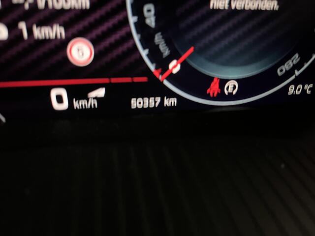 Skoda OCTAVIA Combi 1.4 TSI RS iV PHEV / AUTOMAAT/ PANO/ 245 PK/ ACC/ HEAD-UP/ MEMORY SEAT/ STUUR+STOELVERWARM.V+A/ PARK.SENSOR.V+A/ CAMERA/ SMARTLINK/ DODEHOEK/ DCC/ ELEK.KLEP/ DAB/ CLIMA/ NAVI/ KEYLESS/ LED/ 18'' LMV