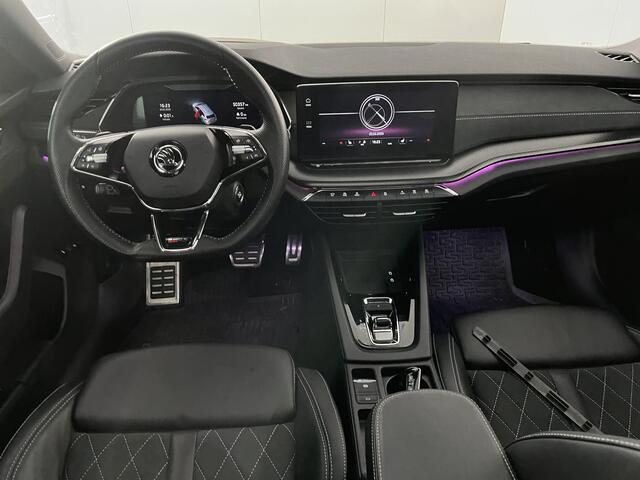 Skoda OCTAVIA Combi 1.4 TSI RS iV PHEV / AUTOMAAT/ PANO/ 245 PK/ ACC/ HEAD-UP/ MEMORY SEAT/ STUUR+STOELVERWARM.V+A/ PARK.SENSOR.V+A/ CAMERA/ SMARTLINK/ DODEHOEK/ DCC/ ELEK.KLEP/ DAB/ CLIMA/ NAVI/ KEYLESS/ LED/ 18'' LMV