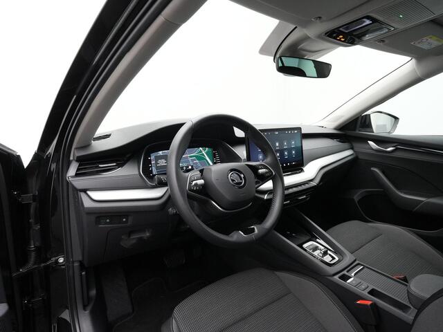 Skoda OCTAVIA Combi 1.5 TSI 115 pk DSG Selection | Achteruitrijcamera | Adaptive Cruise | Navigatie