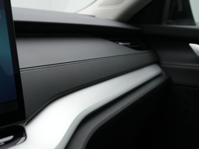 Skoda OCTAVIA Combi 1.5 TSI 115 pk DSG Selection | Achteruitrijcamera | Adaptive Cruise | Navigatie