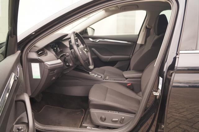 Skoda OCTAVIA Combi 1.0 e-TSI 110pk DSG Business Edition Plus -NAVI-TREKHAAK-