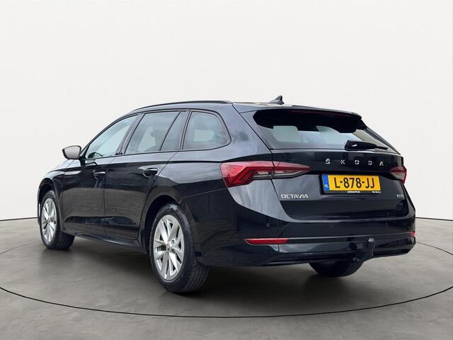 Skoda OCTAVIA Combi 1.0 e-TSI 110PK Automaat Business Virtual Apple-Carplay LED