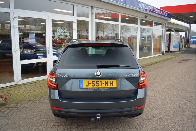Skoda OCTAVIA Combi 1.0 116PK TSI Greentech Sport Business ? Clima ? Cruise ? PDC ? Trekhaak