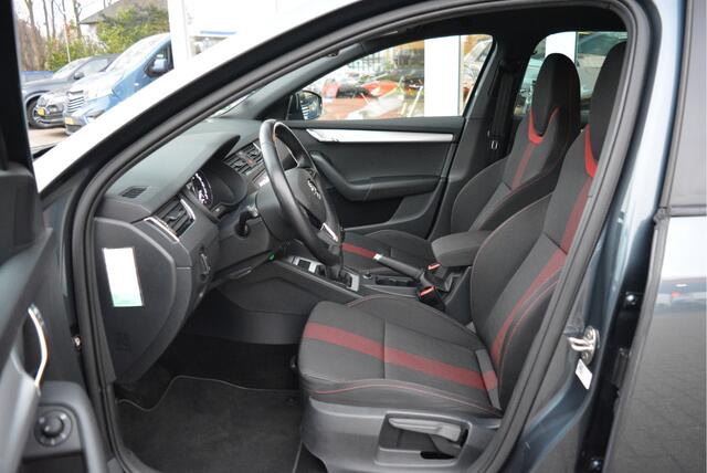 Skoda OCTAVIA Combi 1.0 116PK TSI Greentech Sport Business ? Clima ? Cruise ? PDC ? Trekhaak