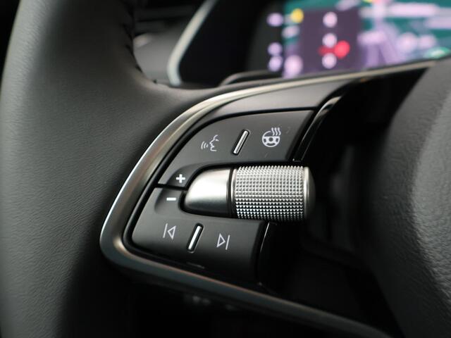 Skoda OCTAVIA Combi Business Edition Plus 1.5 TSI m-HEV 115 PK DSG | Automaat | Trekhaak | 17 inch lichtmetalen velgen | Adaptieve cruise control | Camera | Apple Carplay/Android Auto |