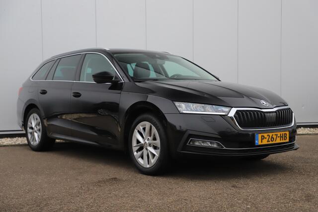 Skoda OCTAVIA Combi 1.0 TSI Business Edition Plus Leder Trekhaak Virtual Cockpit Navigatie Carplay Android Climate Control Adaptive Cruise Achteruitrijcamera Stoelverwarming