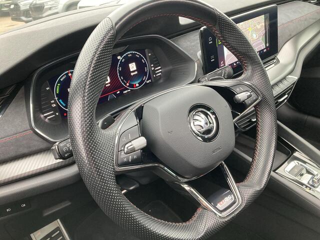 Skoda OCTAVIA Combi 1.4TSI 180kW/245PK RS iV PHEV DSG · Panoramadak · Keyless · Apple/Android Car Play ·