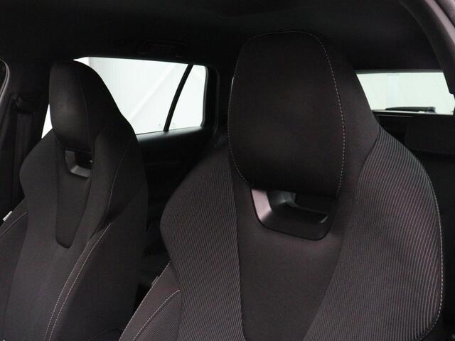 Skoda OCTAVIA 1.4 TSI iV PHEV Sportline | Head-Up | Adaptive Cruise | Carplay | Stoelverwarming | Side Assist | Memory | Navigatie | Full LED | Sfeerverlichting | Canton Sound | PHEV | Plug In