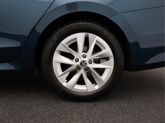 Skoda OCTAVIA Combi 1.0 TSI Style/ lage km/ zeer mooi!