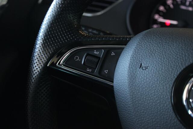 Skoda OCTAVIA Combi 1.6 TDI Greentech Ambition Business Trekhaak | Stoelverw. | Navi | Bluetooth | Cruise | LMV | PDC