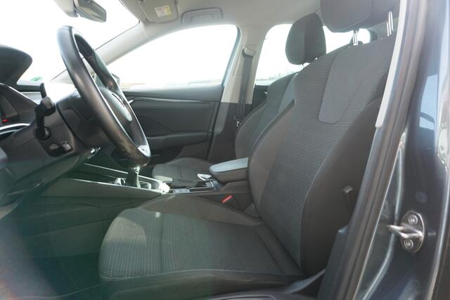 Skoda OCTAVIA Combi 1.0 TSI Edition | TREKHAAK | CAMERA | STUUVERW. | ACC |