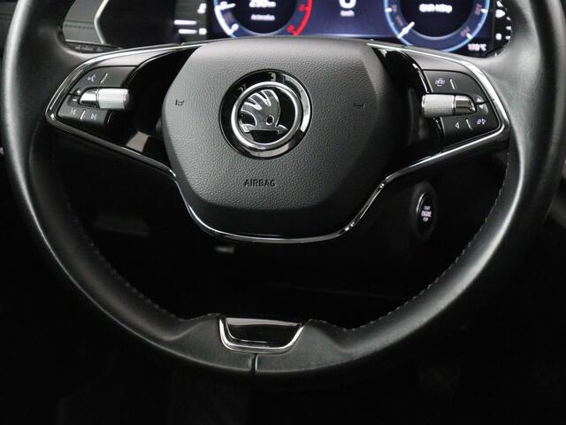 Skoda OCTAVIA 1.0 TSI Business Edition | Trekhaak | Carplay | Navigatie | Full LED | Parkeerhulp | Climate control | Digital Cockpit | Bluetooth