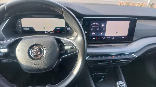 Skoda OCTAVIA Combi 1.0 TSI Business Edition CLIMA/NAVI/LED BJ 2021