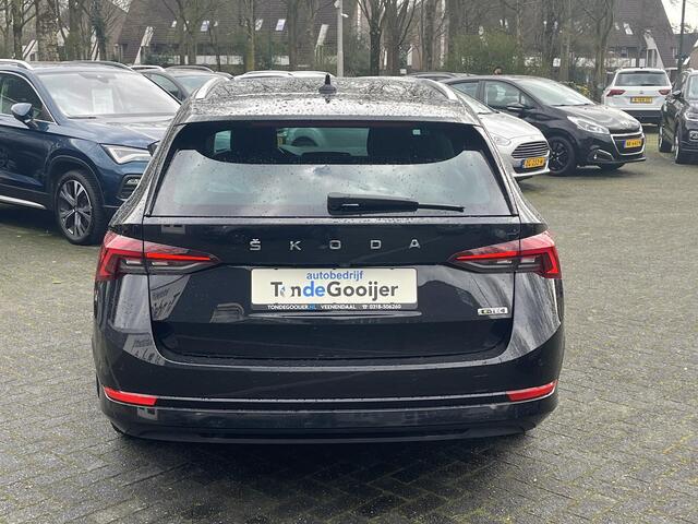 Skoda OCTAVIA Combi 1.0 e-TSi DSG Business Edition | CAMERA | STUUR-STOELVERW. | EL. ACHTERKLEP |