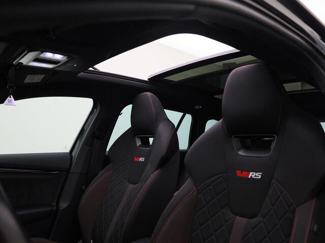 Skoda OCTAVIA Combi 1.4TSI 180kW/245PK RS iV PHEV DSG · Panoramadak · Keyless · Apple/Android Car Play