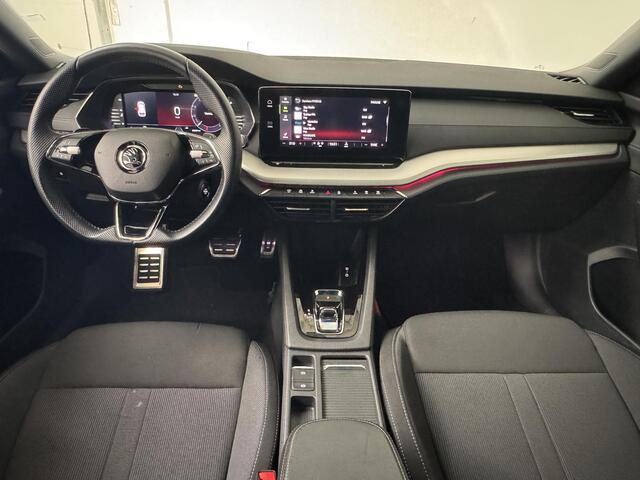 Skoda OCTAVIA Combi 1.5 e-TSI Sport Business | Navigatie | Parkeersensoren | All-Season Banden | Climate Control |