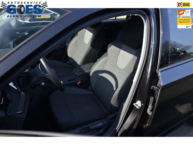 Skoda OCTAVIA Combi Ambition apple carplay/android auto/stoelverw