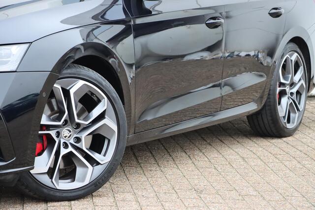 Skoda OCTAVIA Combi 2.0 TSI RS 245pk DSG7 | Voor+Achterbank verwarming | Memory | Canton | Stuurverwarming